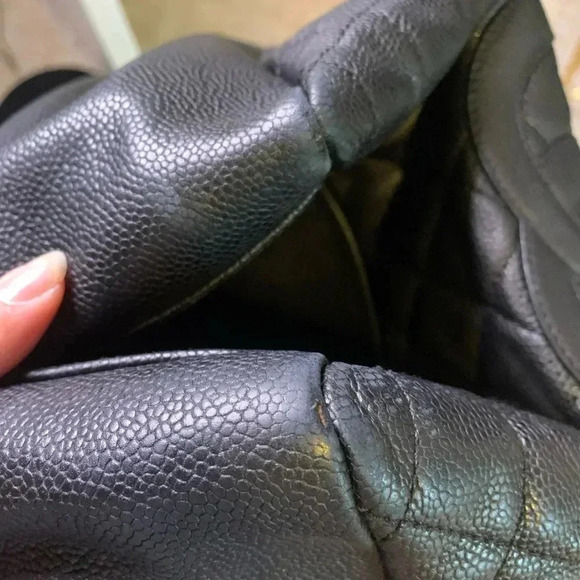 CHANEL Authentic Caviar GST 13" Grand Shopping Tote Bag w/Silver Hardware - Picture 15 of 16